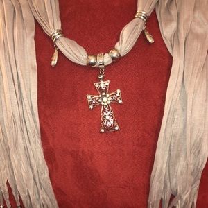 polyester scarf with silver accents